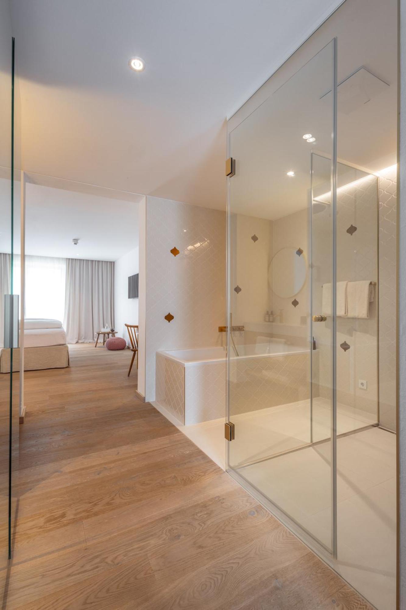 Boutiquehotel Zum Goldenen Hirschen Gmunden Extérieur photo